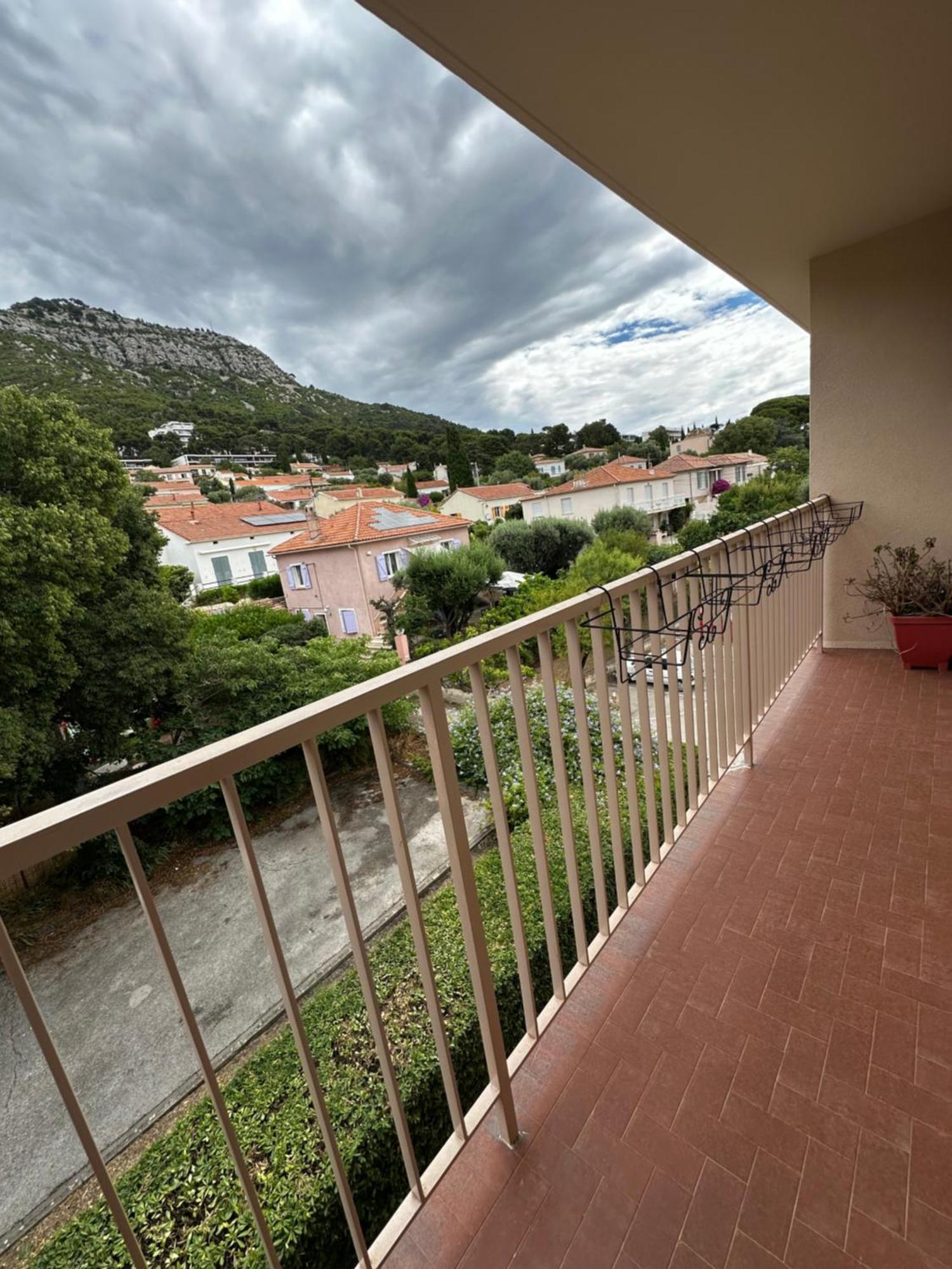 T4 Avec Terrasse Et Garage Prive Apartamento Toulon Exterior foto